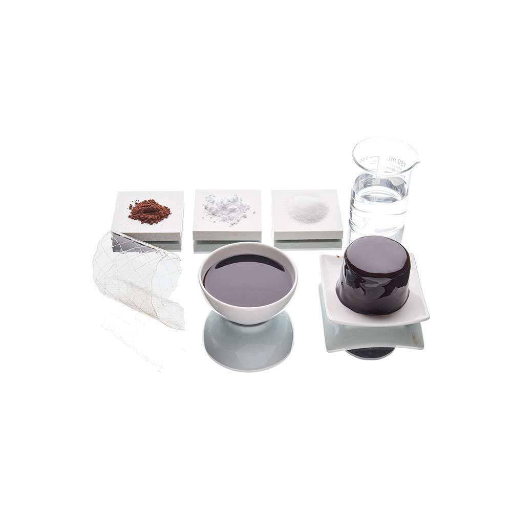 Roboqbo pasterizuje, seká, míchá, šlehá.