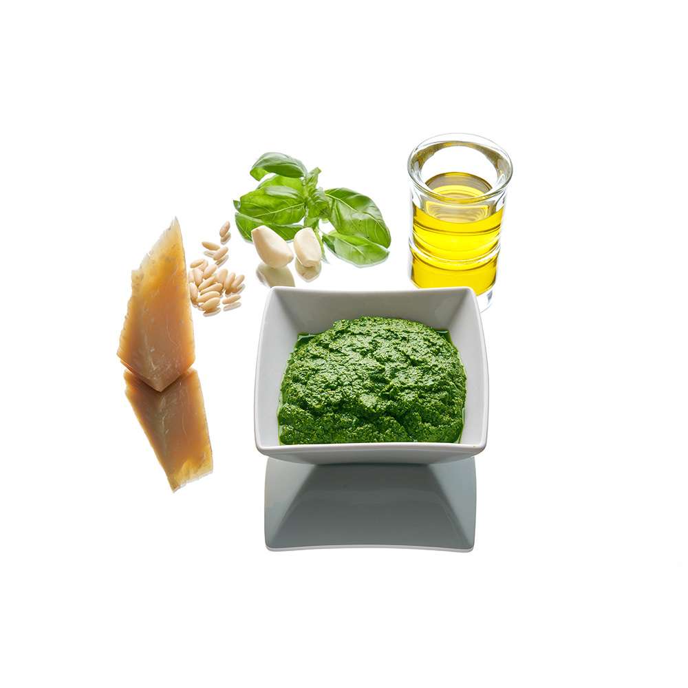 Roboqbo QBO naseká zeleninu, bylinky. Míchá i šlehá.